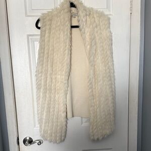 Guess Faux Fur Open Front Vest in Cream